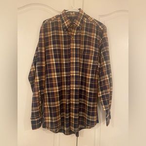 Men’s casual long sleeve dress shirt.